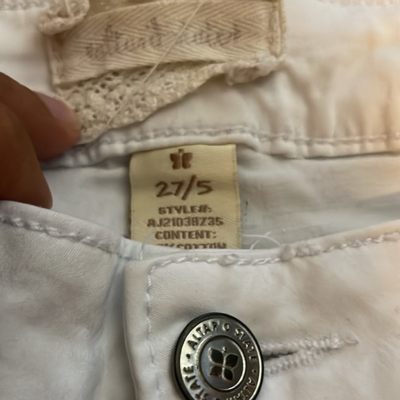 Altar’s State White Ankle Pants - Picture 3 of 3